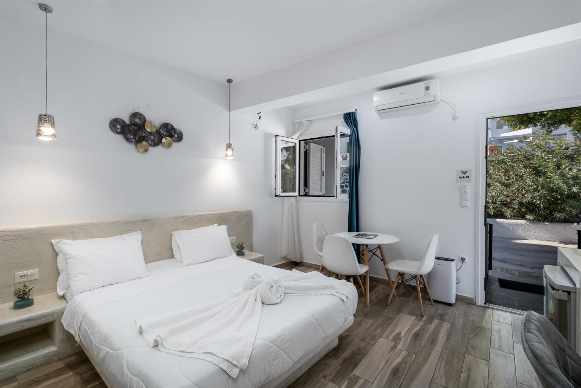 Oasis Suites Fira Fira (Santorini) Dış mekan fotoğraf