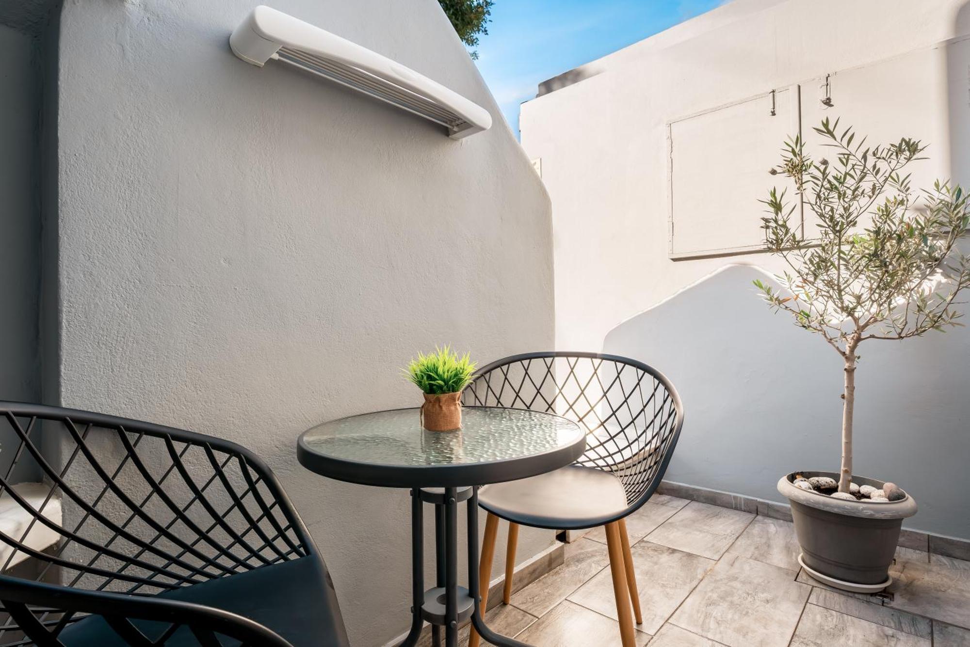 Oasis Suites Fira Fira (Santorini) Dış mekan fotoğraf