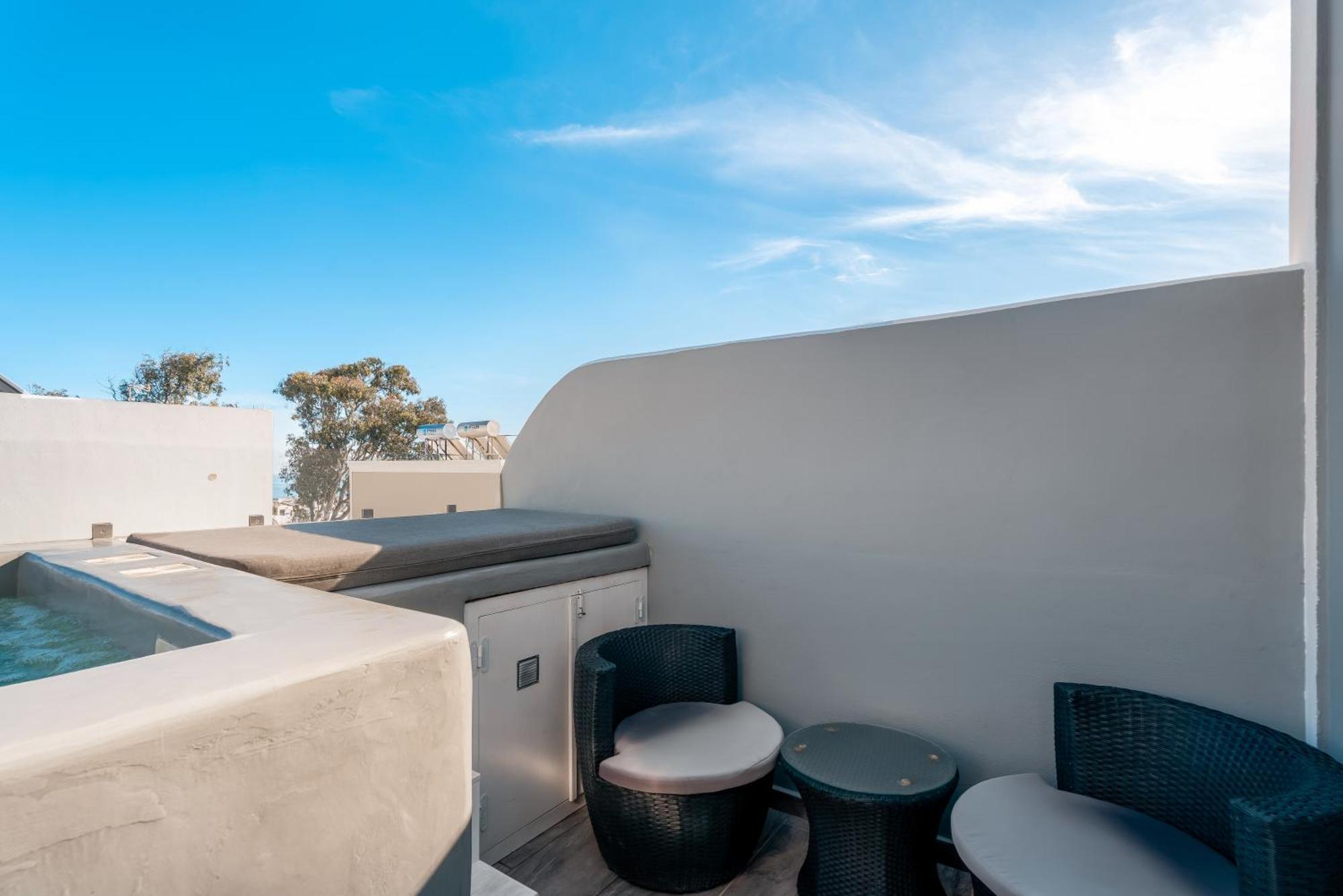 Oasis Suites Fira Fira (Santorini) Dış mekan fotoğraf